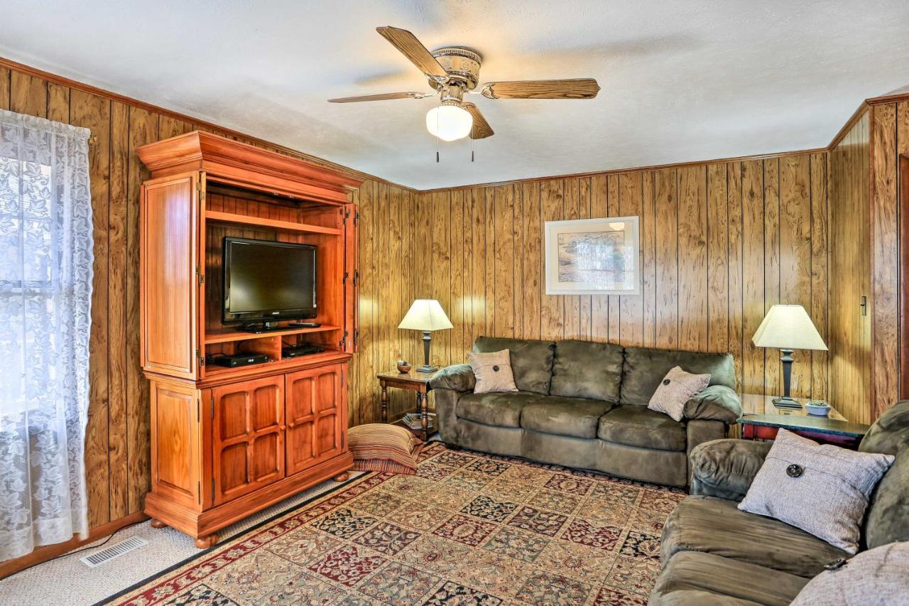 Lake Waccamaw Home With Fenced Yard And Shared Pier! Экстерьер фото